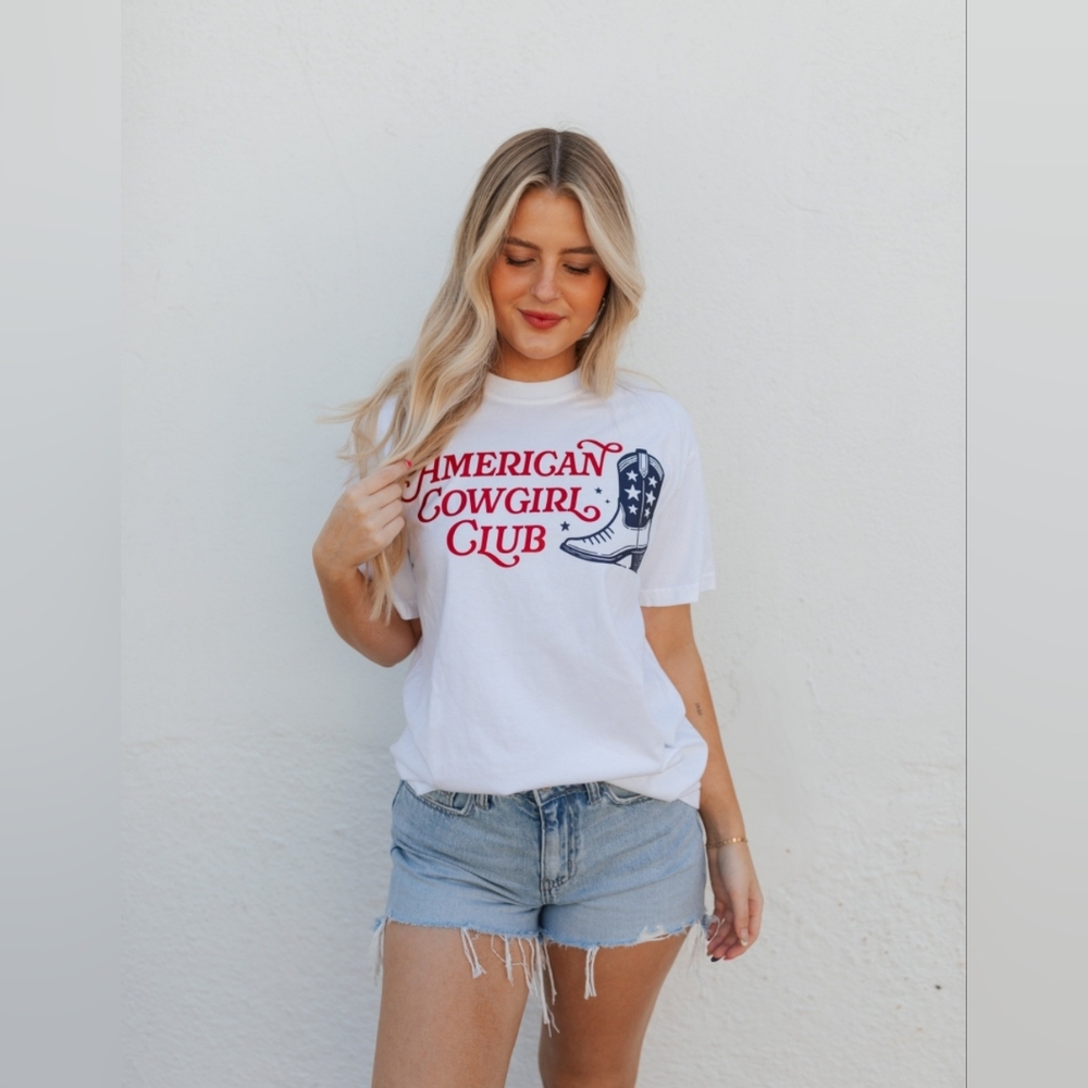 🤠NWT Comfort Colors "American🇺🇲Cowgirl🤠Club Graphic T-Shirt" 💯% Cotton🤍Medium - Picture 4 of 12